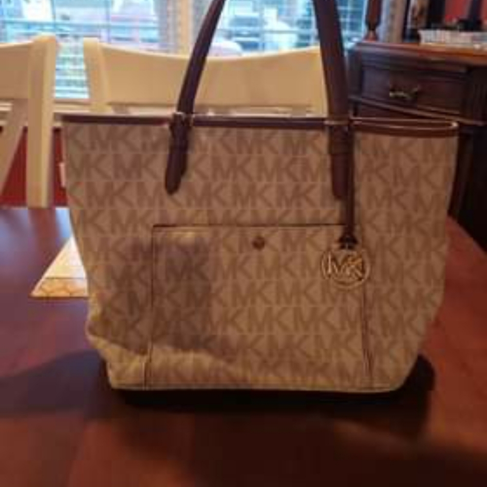 Michael Kors shoulder bag